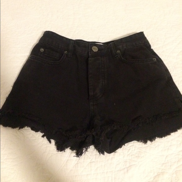 Amuse Society Shorts - Picture 1 of 4